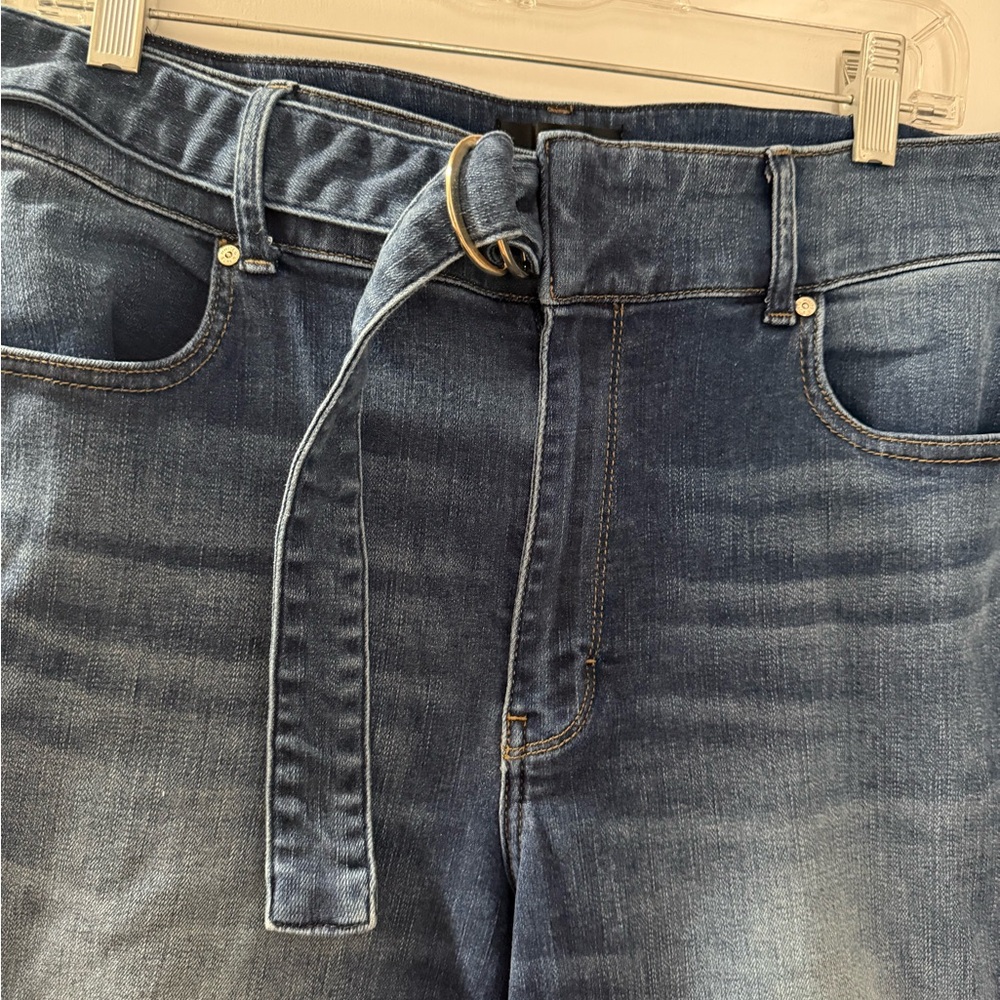 White House Black Market Dark Blue Belted Cropped Jeans - Picture 2 of 6